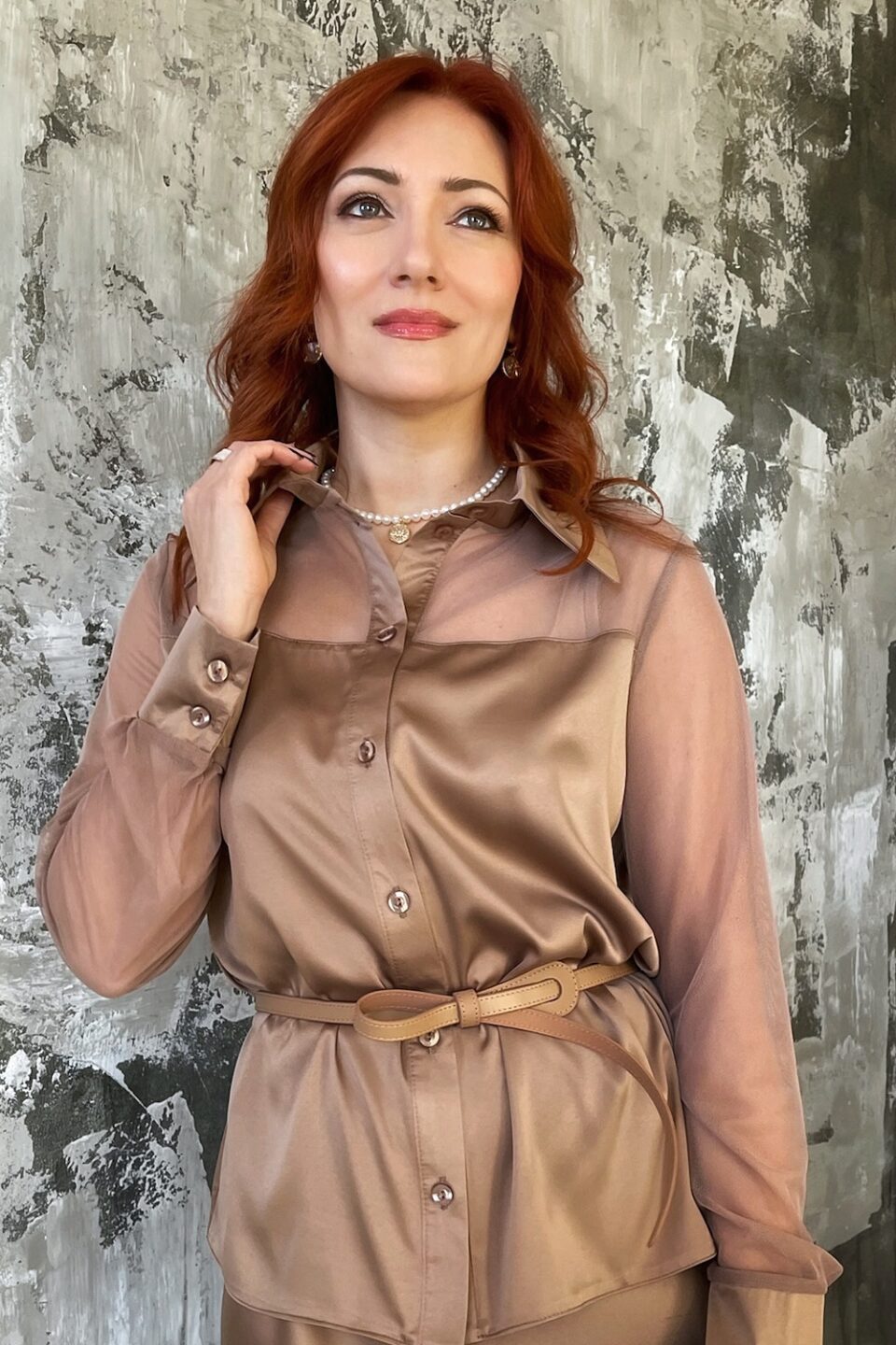 Блуза жіноча шовкова з прозорими рукавами (2224bg)